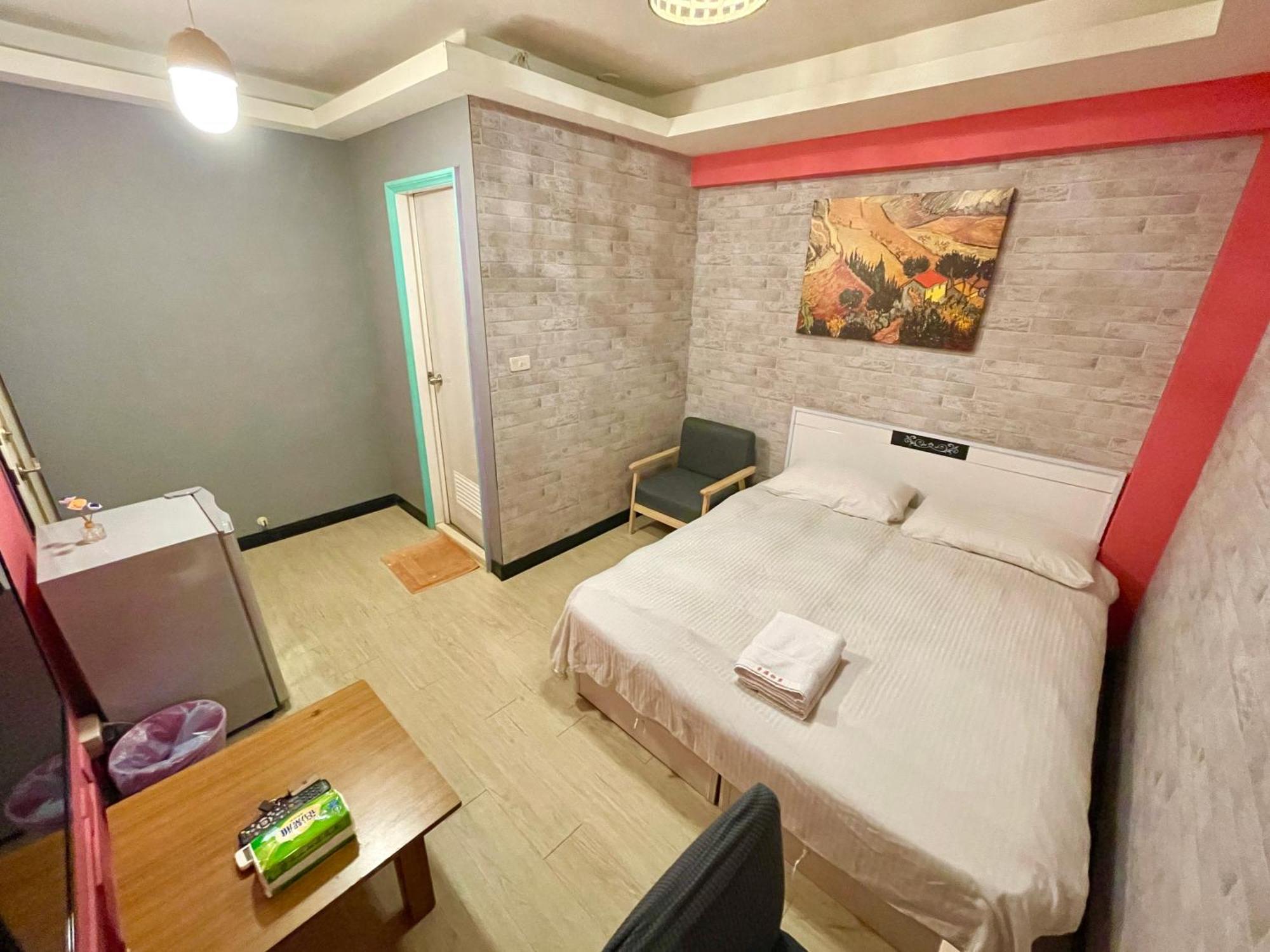 Fengchia Provence Jr Apartment Taichung Exterior photo